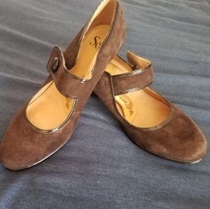 Sofft like new brown saude pumps